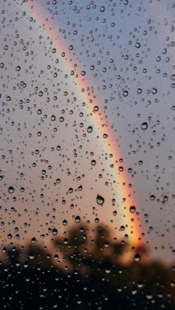 عکس باران برای پس زمینه موبایل